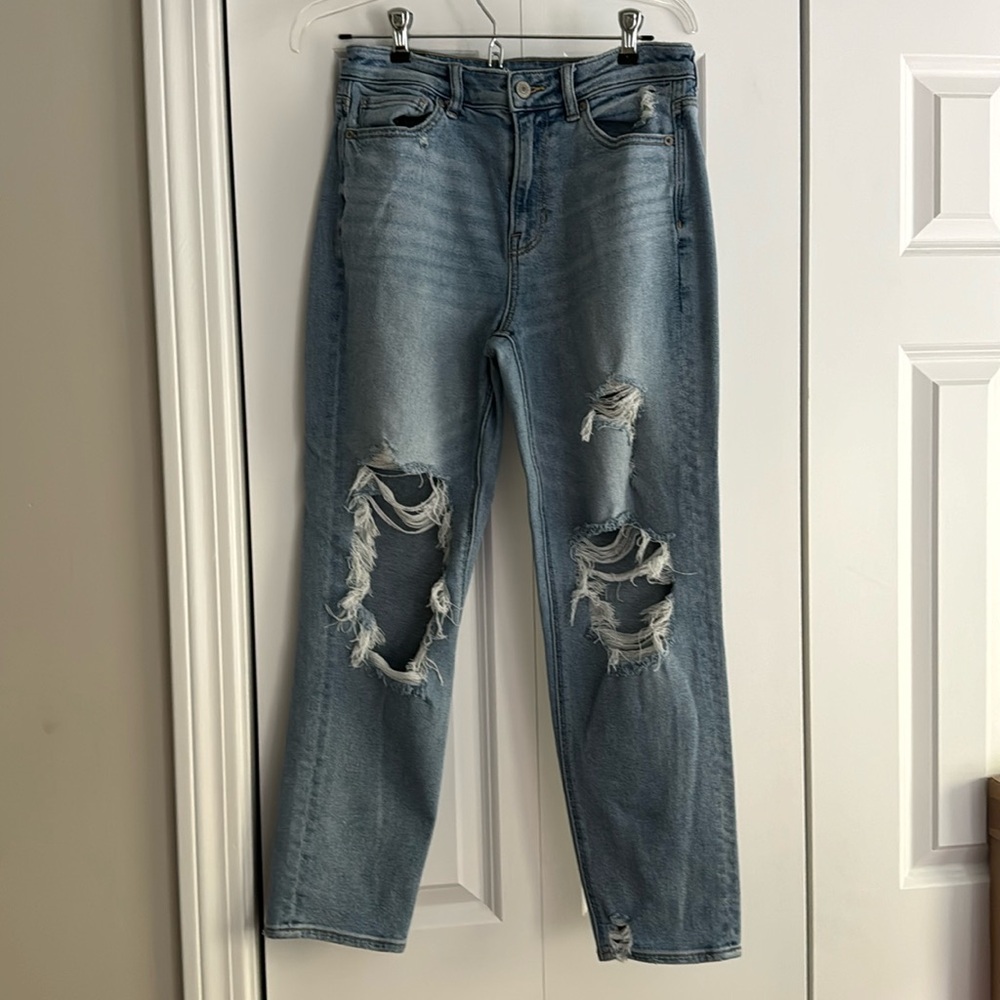 Women’s size 4, American Eagle, Mom jeans